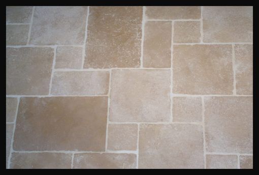 Atlas beige antic opus
